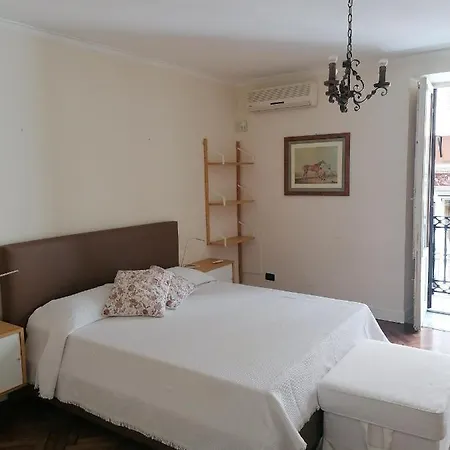 Almareni House Apartment *